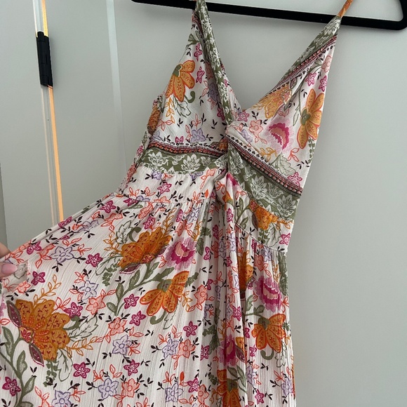 Floral Maxi dress - Picture 2 of 4